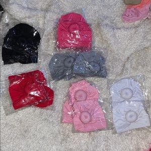 New!!!! 6m-1year - 6 beanies per pack